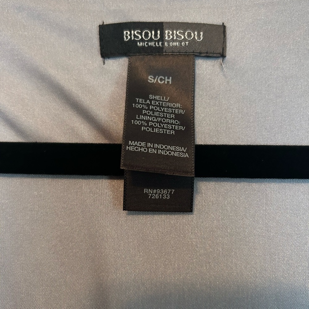 Bisou Bisou Gray Ruffle Top - Picture 3 of 5